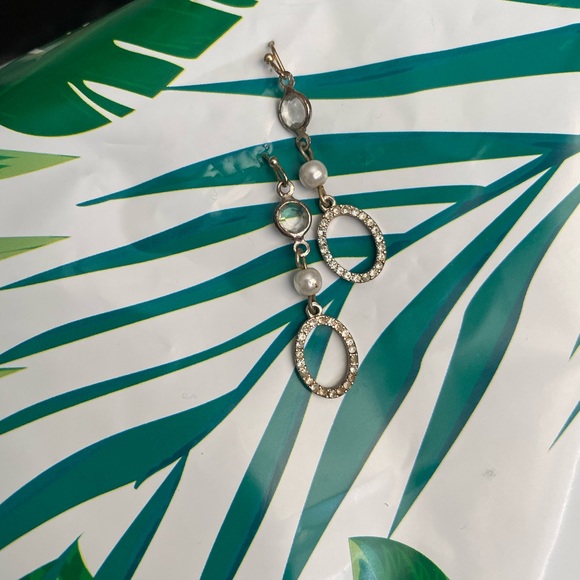 Vintage Pearl Rhinestone Dangling Earrings - Picture 4 of 5